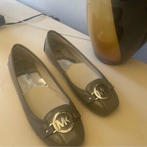Michael Kors gray Flats
